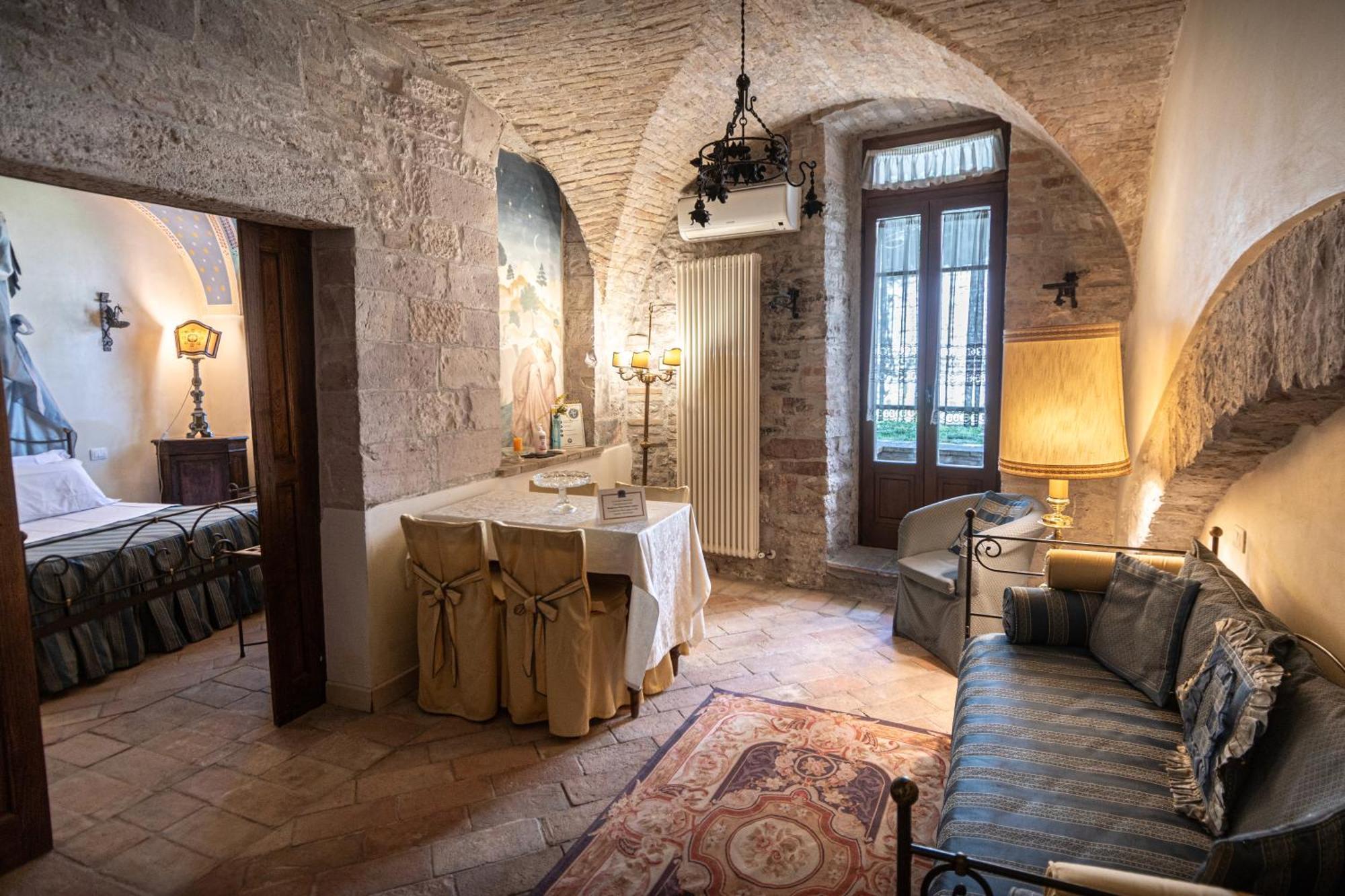 Residenza D'Epoca San Crispino Aparthotel Assisi Exterior foto