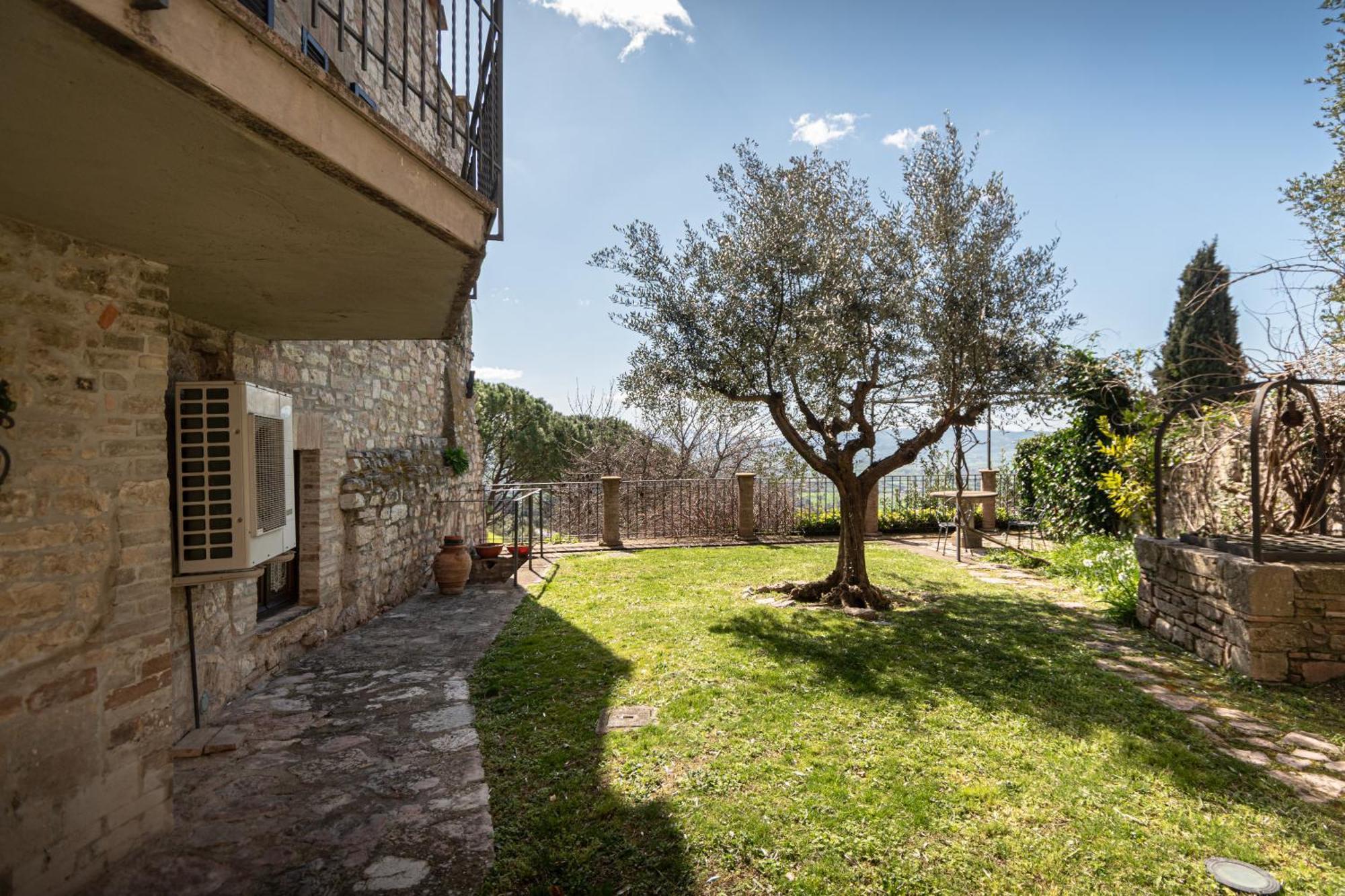 Residenza D'Epoca San Crispino Aparthotel Assisi Exterior foto